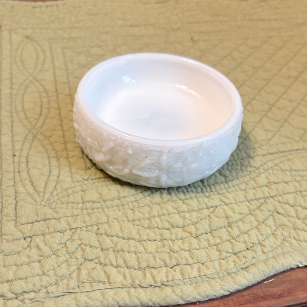 Vintage 1970’s AVON Love Nest Trinket Dish